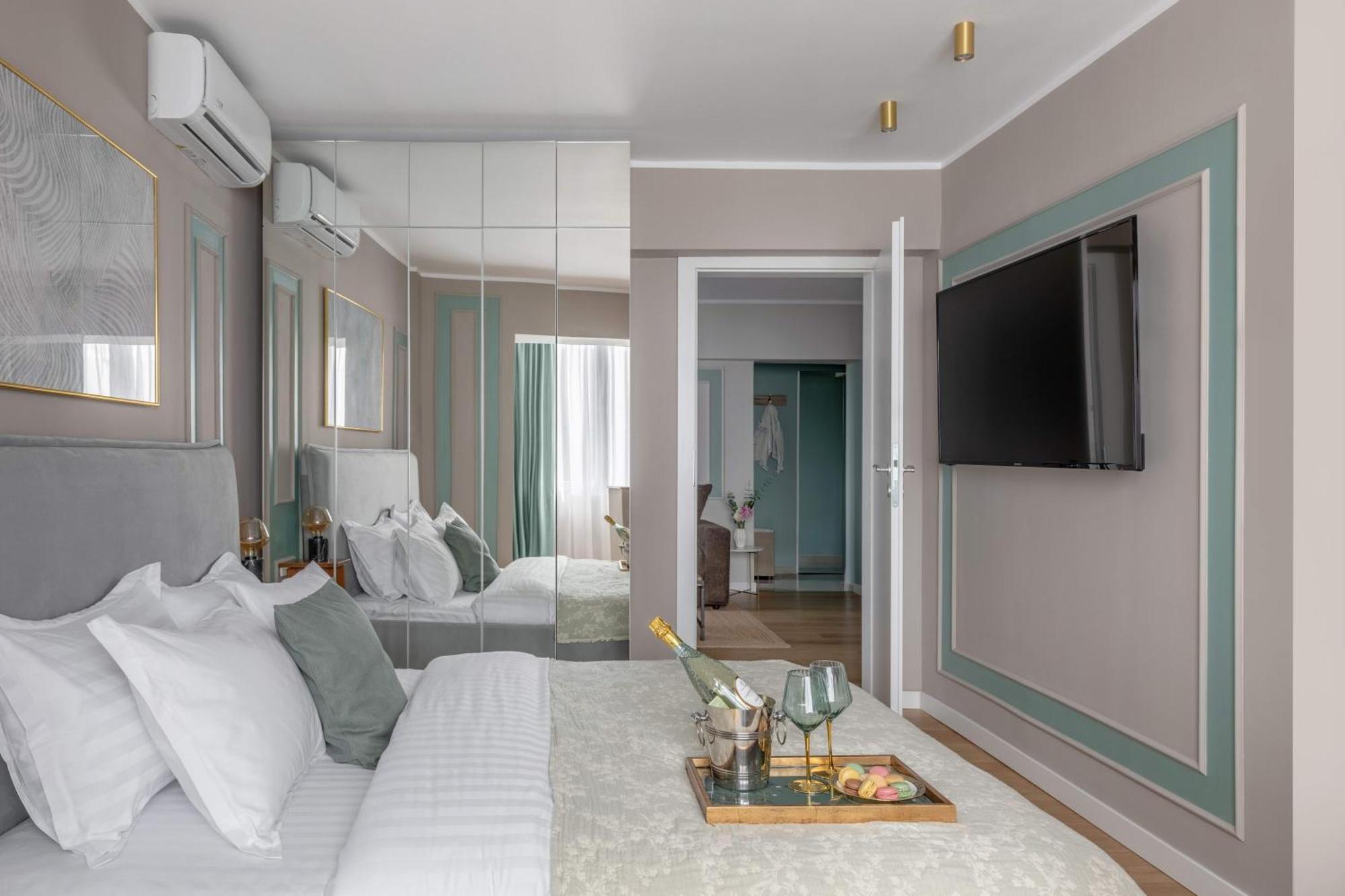 Holt - Sublime Minty Green 1Br On The Park Bucareste Exterior foto